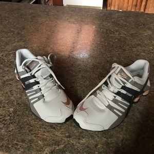 Brand new nike shox size 10